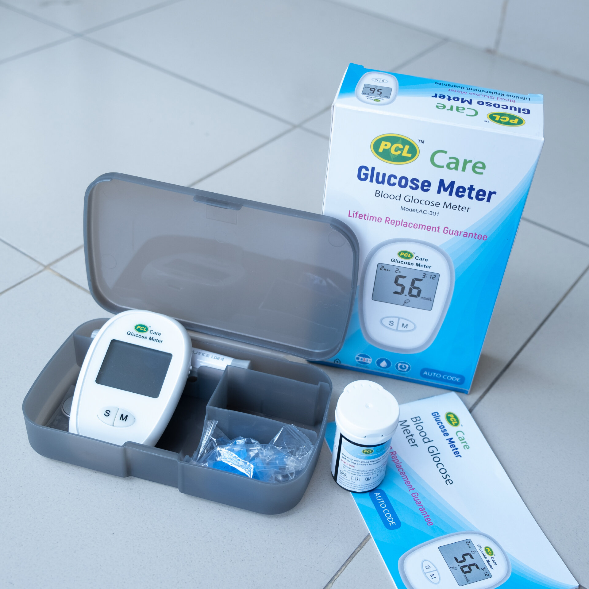 Diabetes Care Combo Set  Glucose Meter, Massager & Thermometer image 3